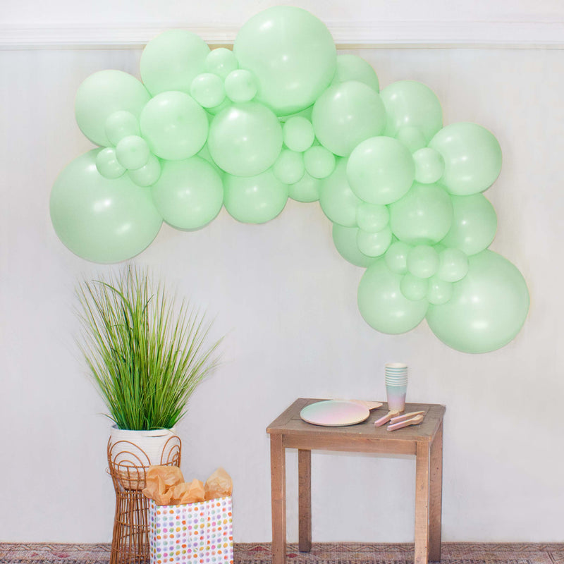Green Balloon Garland Kit (5 Feet)