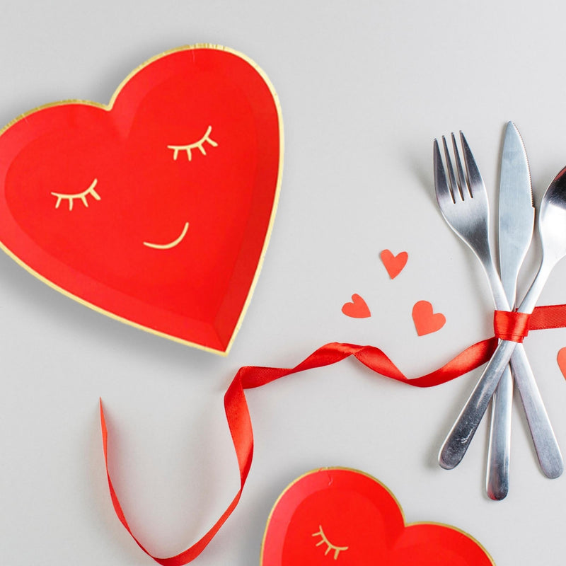 Red Heart Shaped Paper Plates (Set of 8)